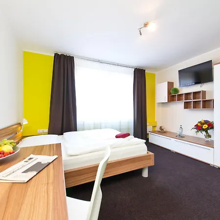 Aviva Hotel 4*