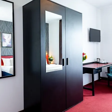 Hotel Aviva 4*