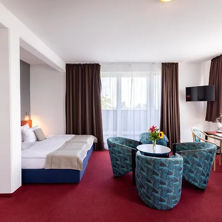 Hotel Aviva