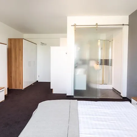 Aviva 4* Leipzig